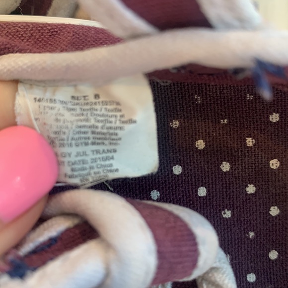 Toddler Girls Purple Velcro shoes ! - Picture 7 of 7